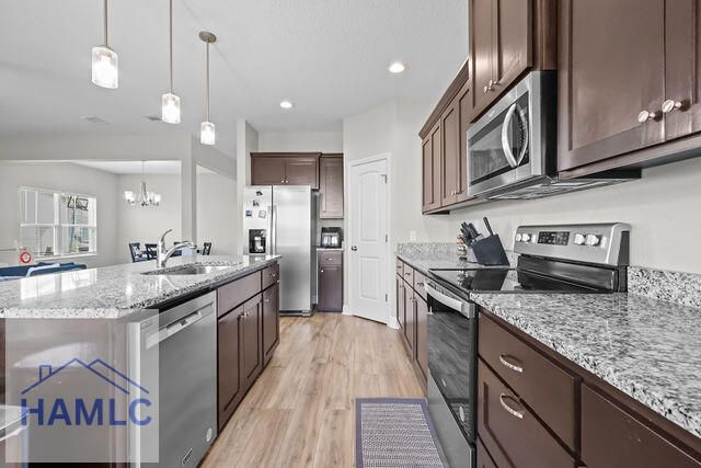 618 Fairview Circle, Hinesville, GA 31313