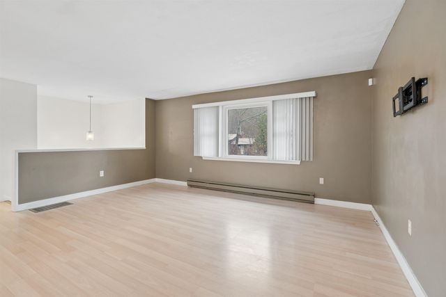 20 Tenley Drive, Lebanon, NH 03784