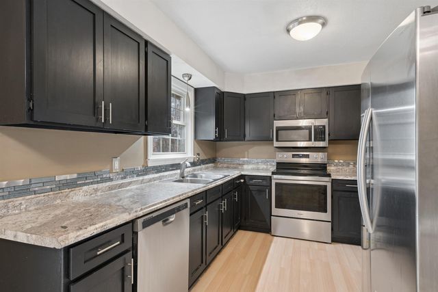 20 Tenley Drive, Lebanon, NH 03784