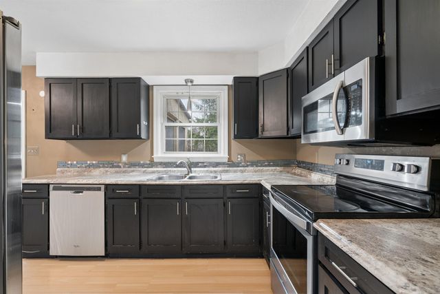 20 Tenley Drive, Lebanon, NH 03784
