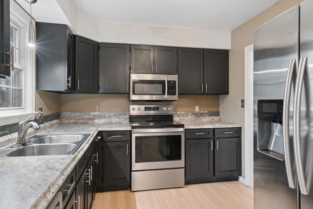 20 Tenley Drive, Lebanon, NH 03784