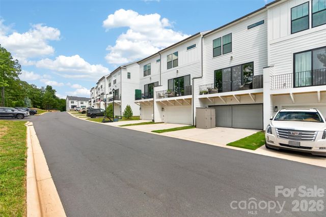 606 District Court, Fort Mill, SC 29708