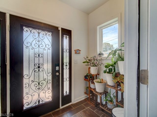 408 Elmora Ave, Elizabeth City, NJ 07208