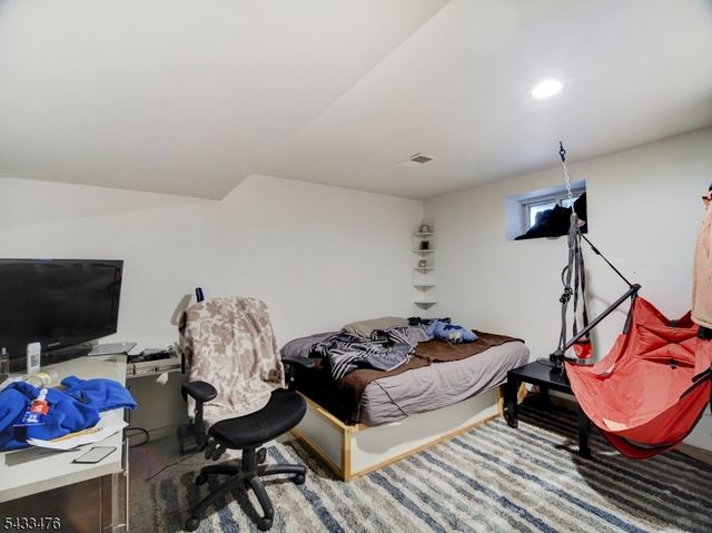 408 Elmora Ave, Elizabeth City, NJ 07208
