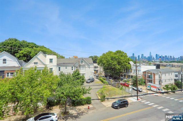 31 Claremont Avenue, Jersey City, NJ 07305