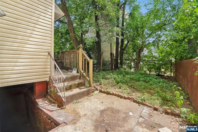 31 Claremont Avenue, Jersey City, NJ 07305