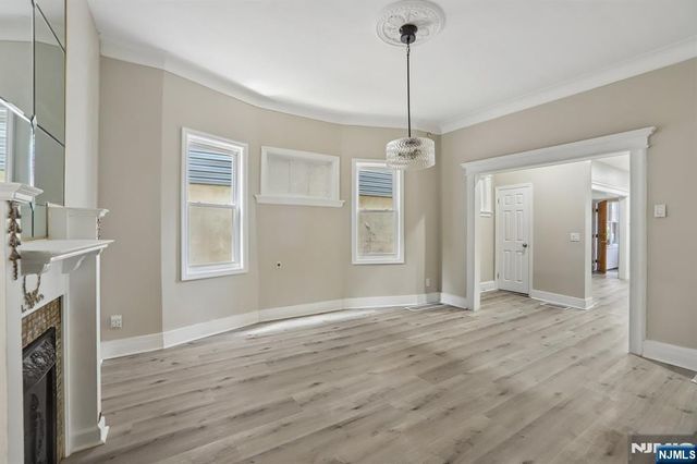 31 Claremont Avenue, Jersey City, NJ 07305