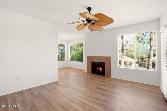 4925 E DESERT COVE Avenue 235, Scottsdale, AZ 85254