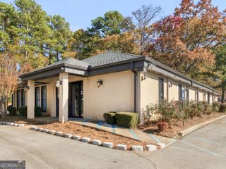 4166 Snapfinger Woods Drive, Decatur, GA 30035
