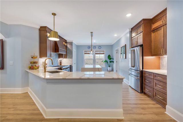 2638 Dog Leg Lane, Seneca, SC 29678