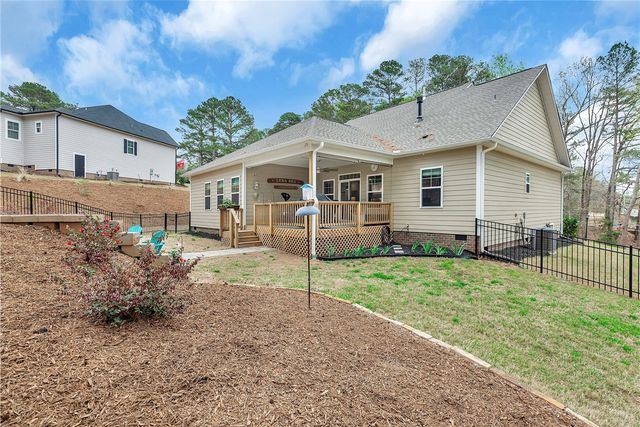 2638 Dog Leg Lane, Seneca, SC 29678
