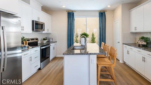 1700 Phantom Lane, Rialto, CA 92376