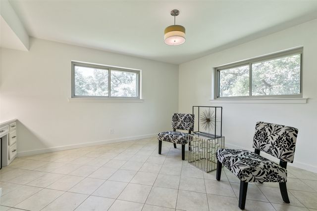 7431 Larchview, Dallas, TX 75254