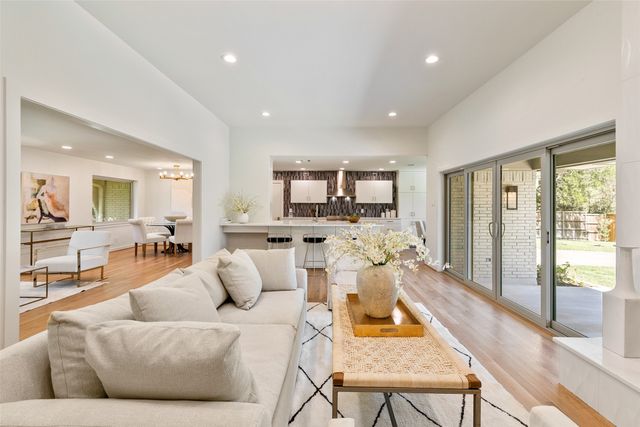 7431 Larchview, Dallas, TX 75254