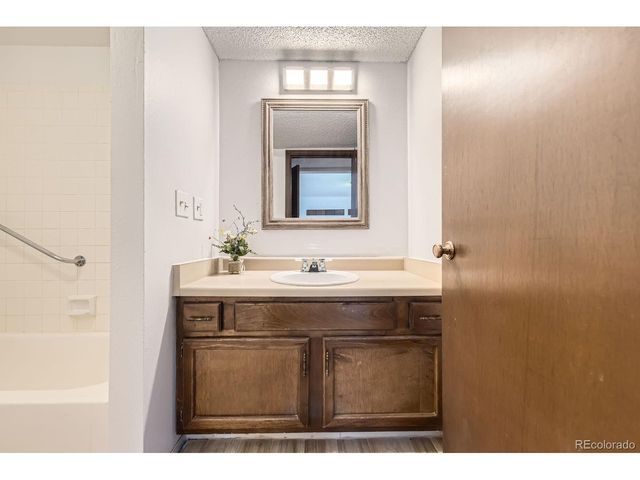 7665 E Eastman Ave 111A, Denver, CO 80231