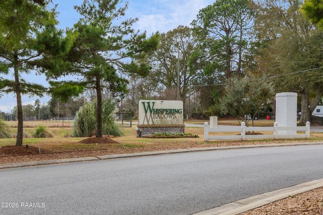 611 Whispering Meadows Road, Broussard, LA 70518