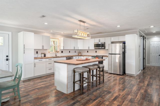 20835 HIGHWAY 64 HWY, Bolivar, TN 38008