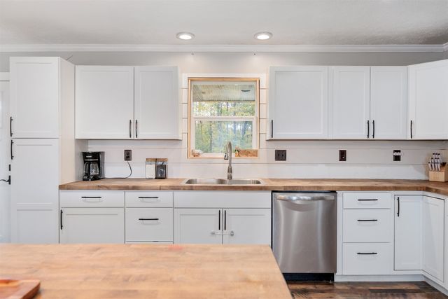 20835 HIGHWAY 64 HWY, Bolivar, TN 38008