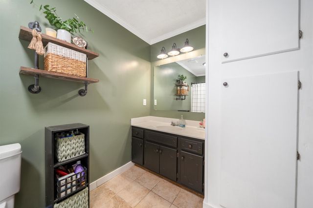 20835 HIGHWAY 64 HWY, Bolivar, TN 38008