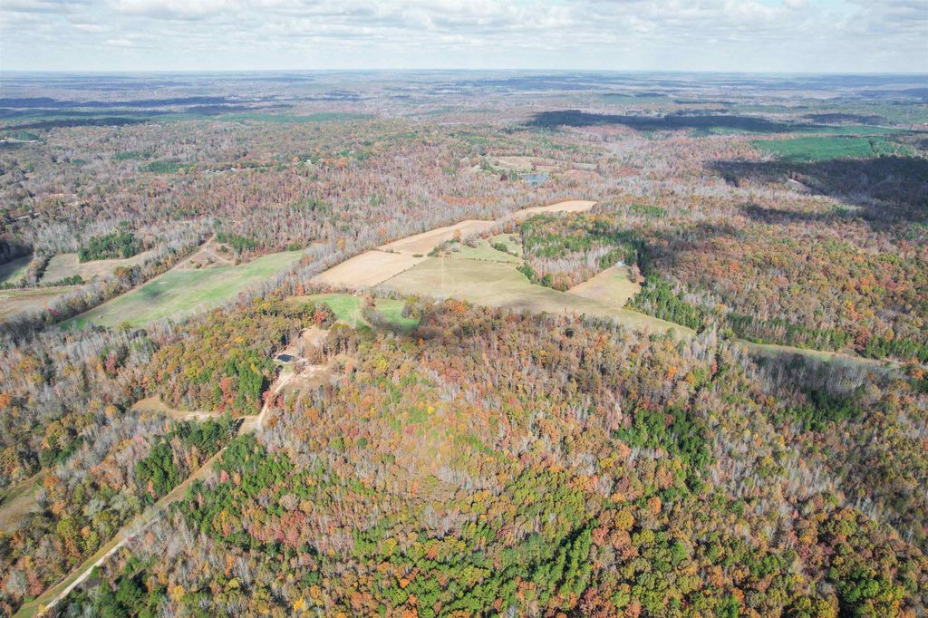 20835 HIGHWAY 64 HWY, Bolivar, TN 38008