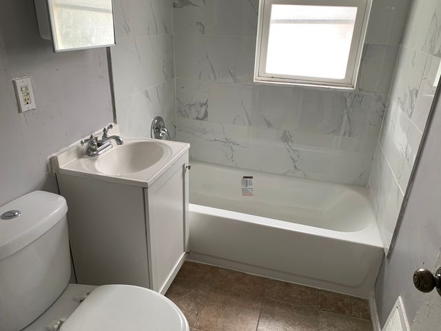 213 E 143rd Street, Dolton, IL 60419
