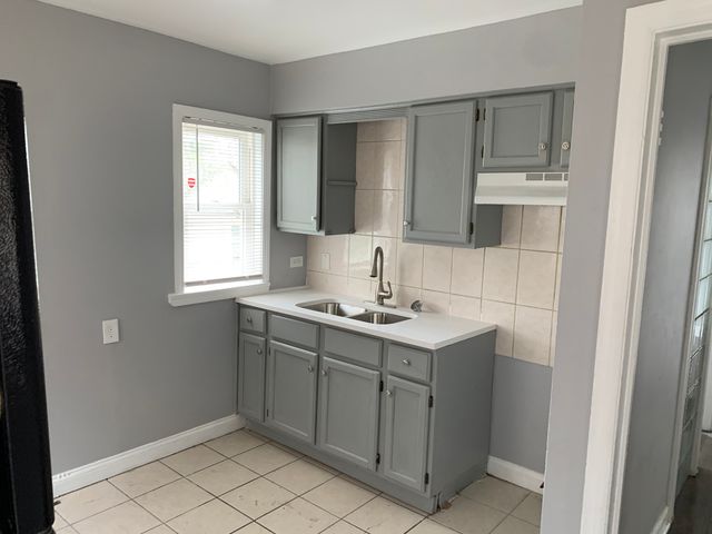 213 E 143rd Street, Dolton, IL 60419