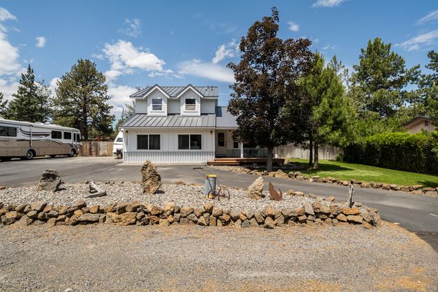 61585 E Lake Drive, Bend, OR 97702