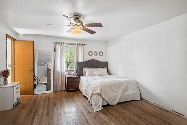 61585 E Lake Drive, Bend, OR 97702