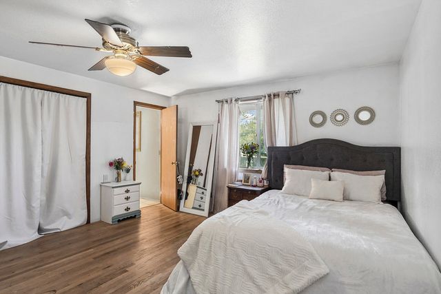 61585 E Lake Drive, Bend, OR 97702