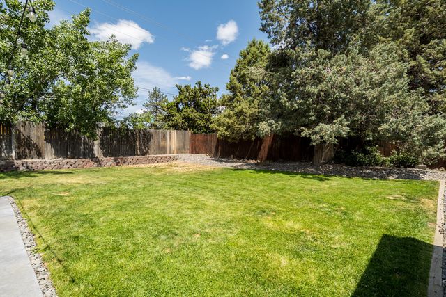 61585 E Lake Drive, Bend, OR 97702