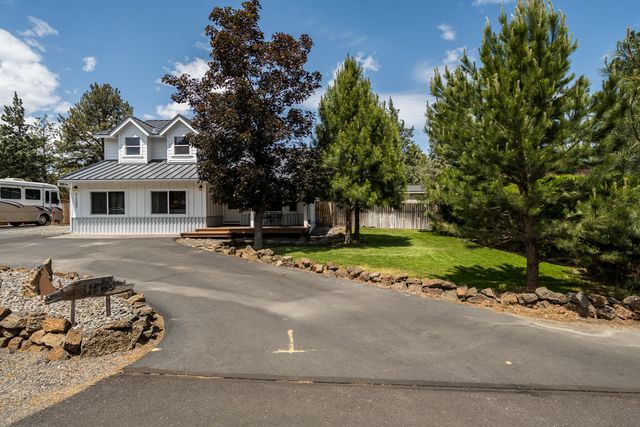 61585 E Lake Drive, Bend, OR 97702