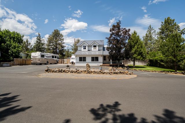 61585 E Lake Drive, Bend, OR 97702
