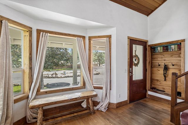 61585 E Lake Drive, Bend, OR 97702