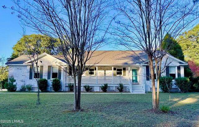 30 Barnwell Drive, Beaufort, SC 29907