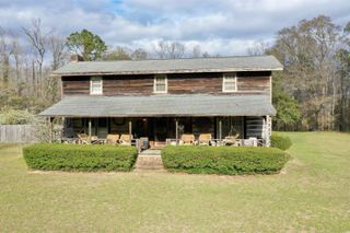 1993 Meadowood Ln., Longs, SC 29568