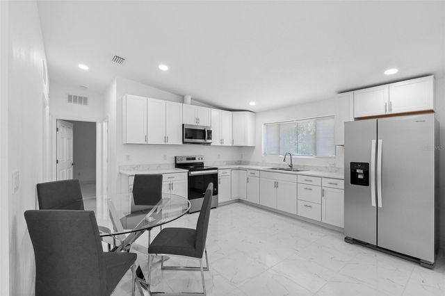 6847 WOODSMAN DRIVE, Wesley Chapel, FL 33544