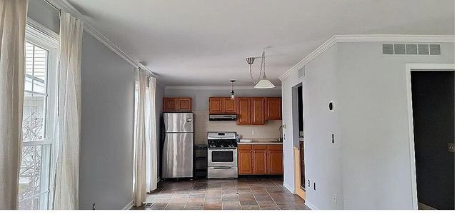 2653 Fenwick Court, Ann Arbor, MI 48104