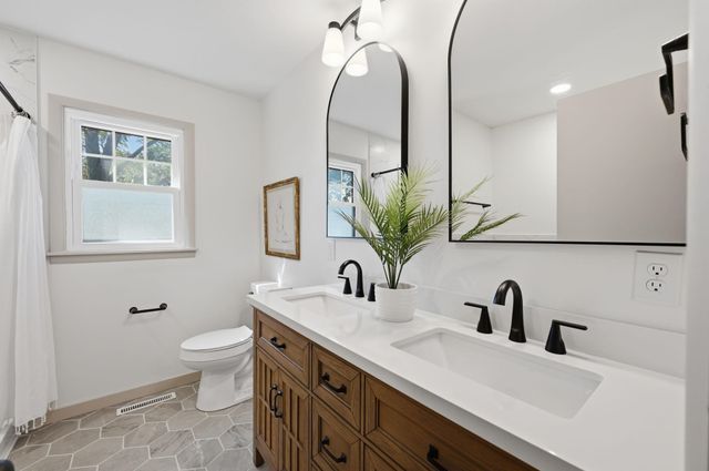 1611 N Rock, Mulvane, KS 67110