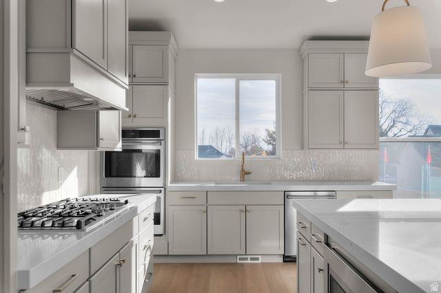 3171 N 275 W, Pleasant View, UT 84414