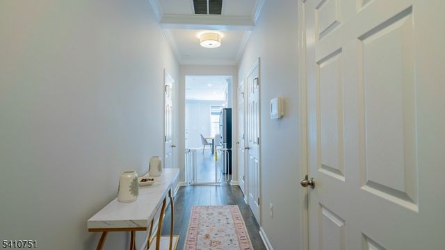 87 Sequoia Drive, Cedar Grove Twp., NJ 07009