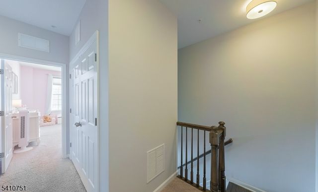 87 Sequoia Drive, Cedar Grove Twp., NJ 07009