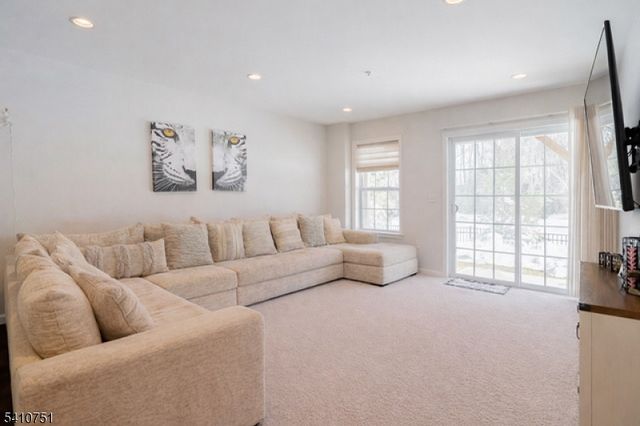 87 Sequoia Drive, Cedar Grove Twp., NJ 07009