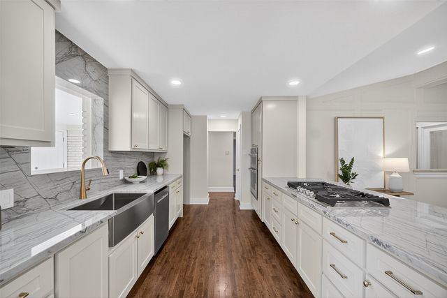 8611 Capri Drive, Dallas, TX 75238