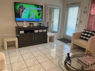 17 Westbury A 17, Deerfield Beach, FL 33442