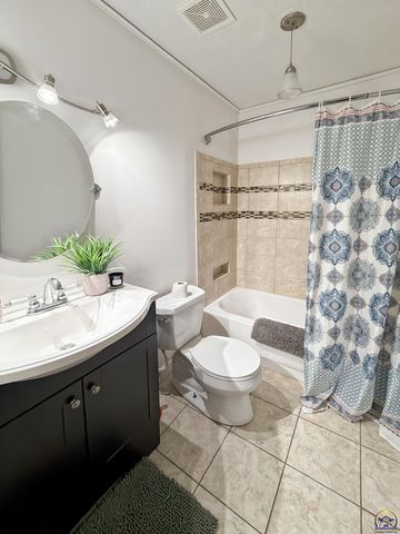 1701 Luther St, Emporia, KS 66801