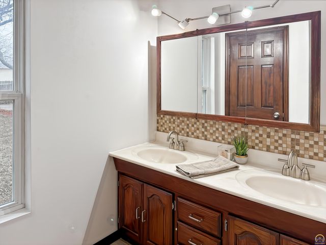 1701 Luther St, Emporia, KS 66801