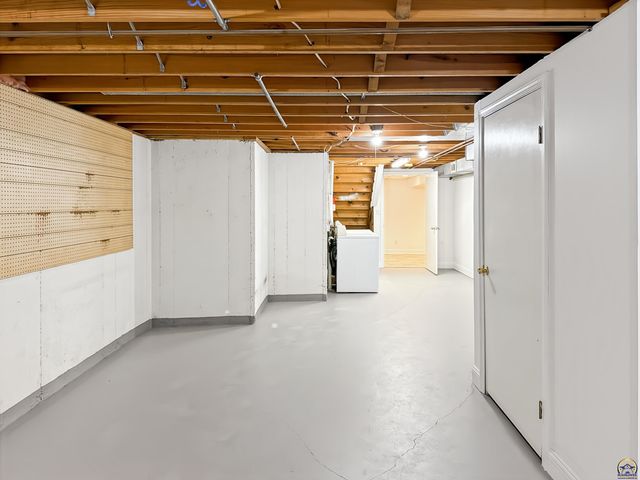 1701 Luther St, Emporia, KS 66801