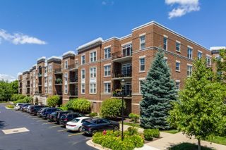 435 W Wood Street 311, Palatine, IL 60067