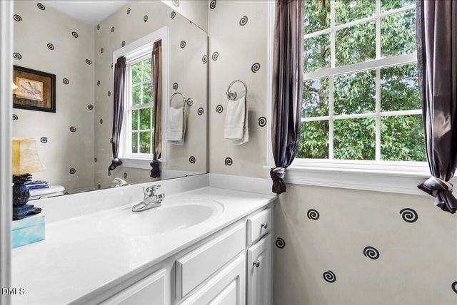 25 Winchester Court, Youngsville, NC 27596