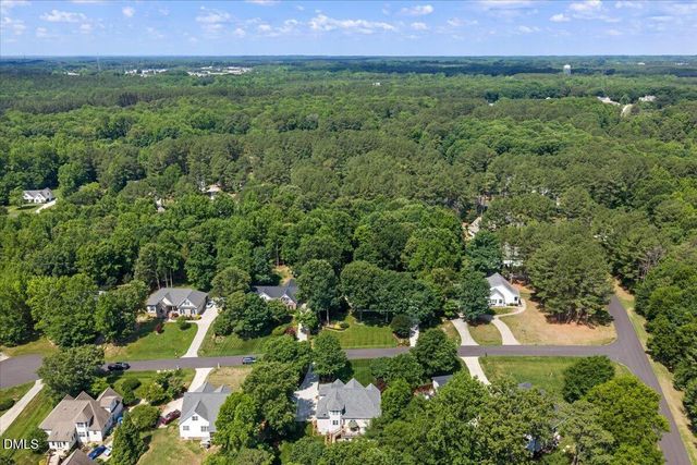 25 Winchester Court, Youngsville, NC 27596